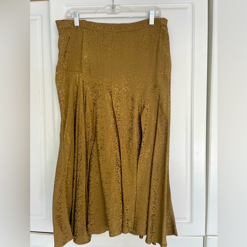 GOLD CHEETAH Bias cut skirt size XL